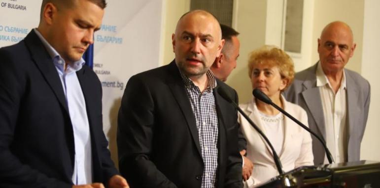 ИТН бесни на Василев за черните списъци. Разкриха натиск за Македония